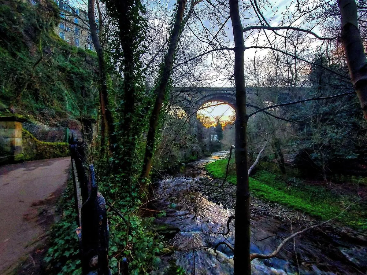 Edinburgh'S Dean Village River View Retreat
